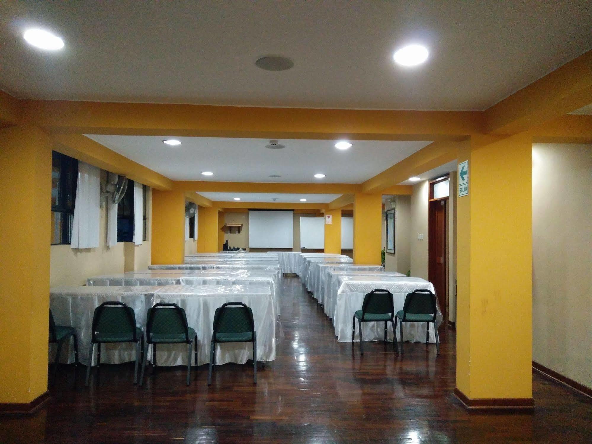 Hotel Panamericano 리마 외부 사진